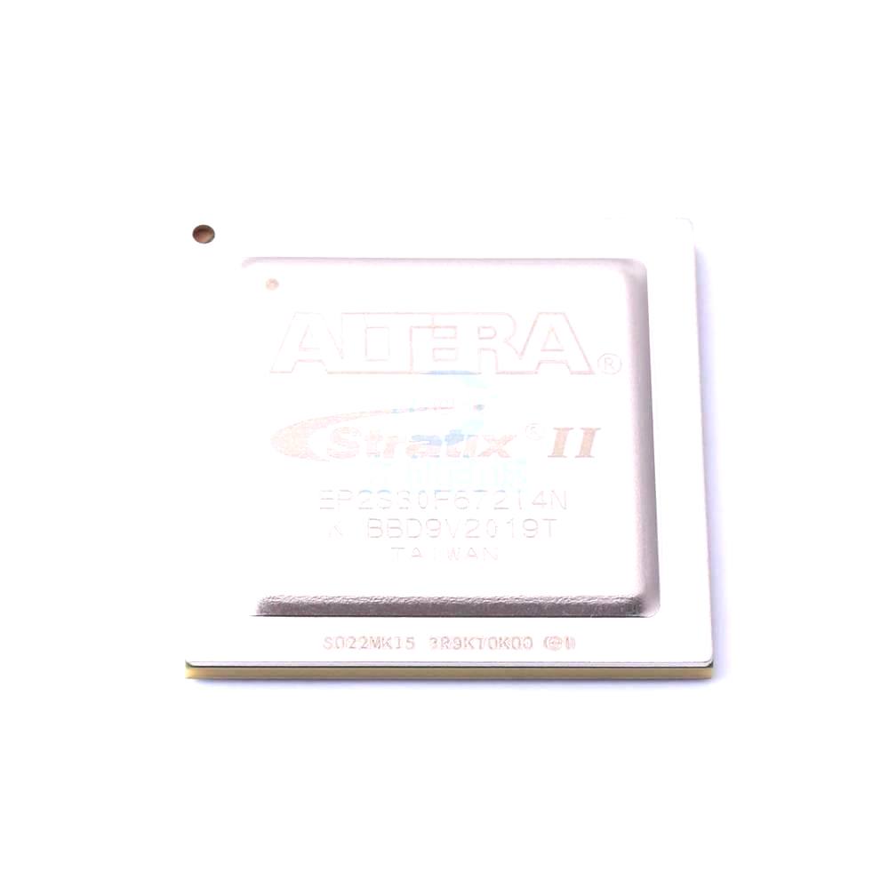 1 Pcs Programmable Logic Device (CPLD/FPGA) EP2S30F672I4N FBGA-672 EP2S30F672I4N